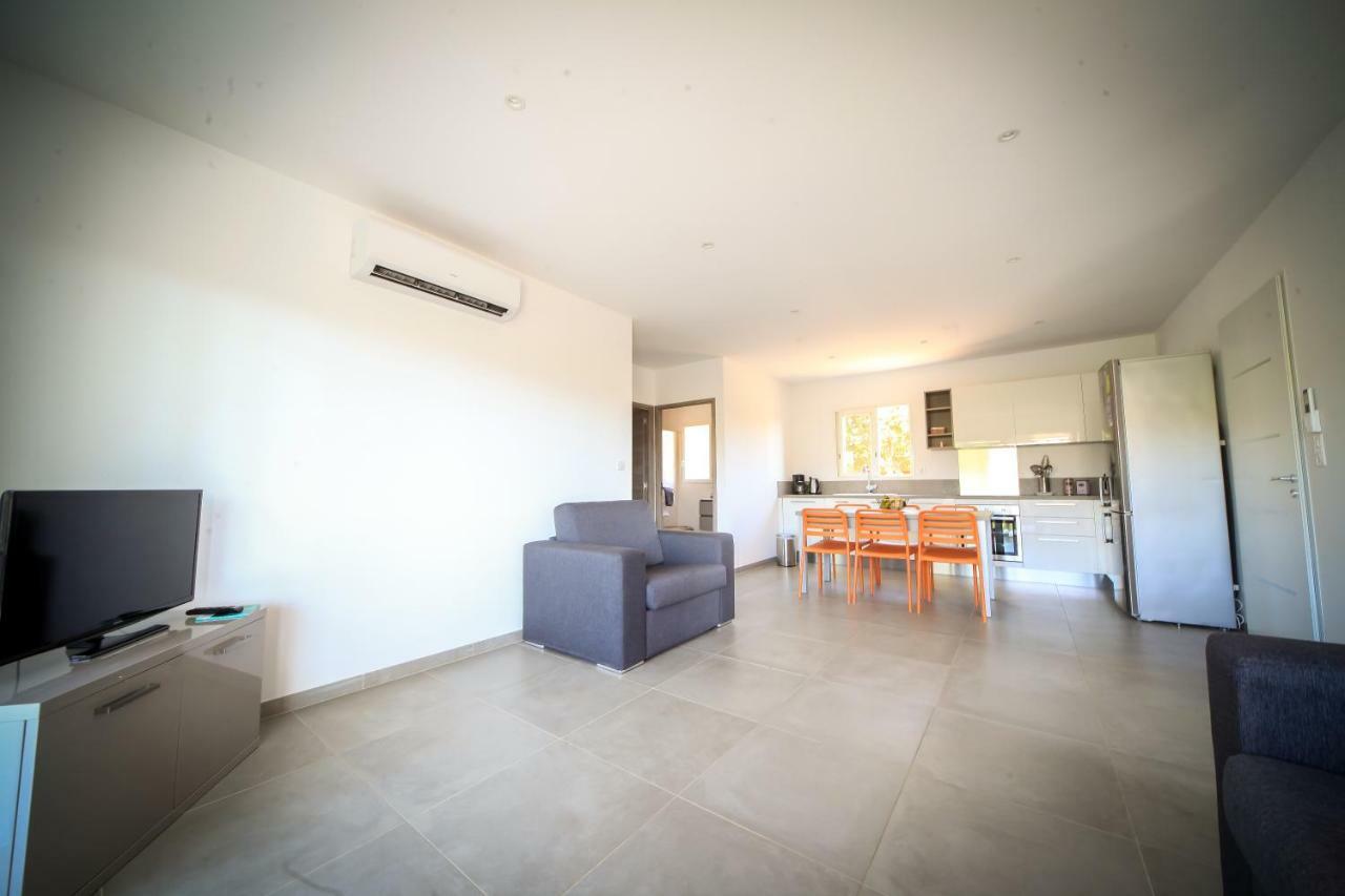 Sarl Valinco Locations Appartement 2 Chambres 奥尔梅托 外观 照片